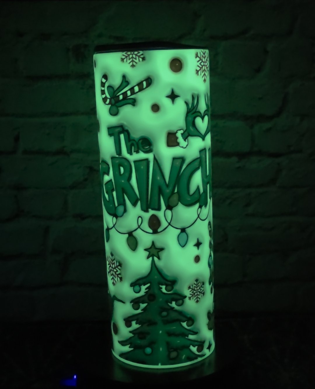 Glow-in-the-Dark Grinch Tumbler – 20oz