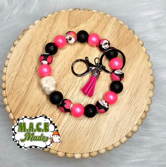 Skull floral wristlet